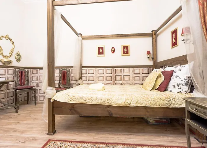 Scarlett Apartment